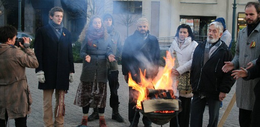 SEIME, GEGUŽĖS 25 DIENĄ, SKELBK REFERENDUMĄ !!!